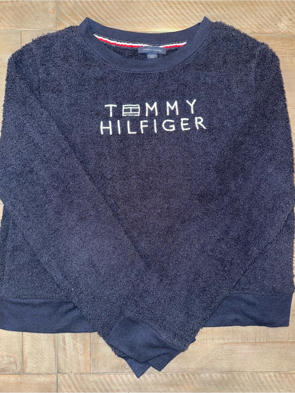 Vintage Tommy Hilfiger Navy fleece Crewneck Sweatshirt with Logo